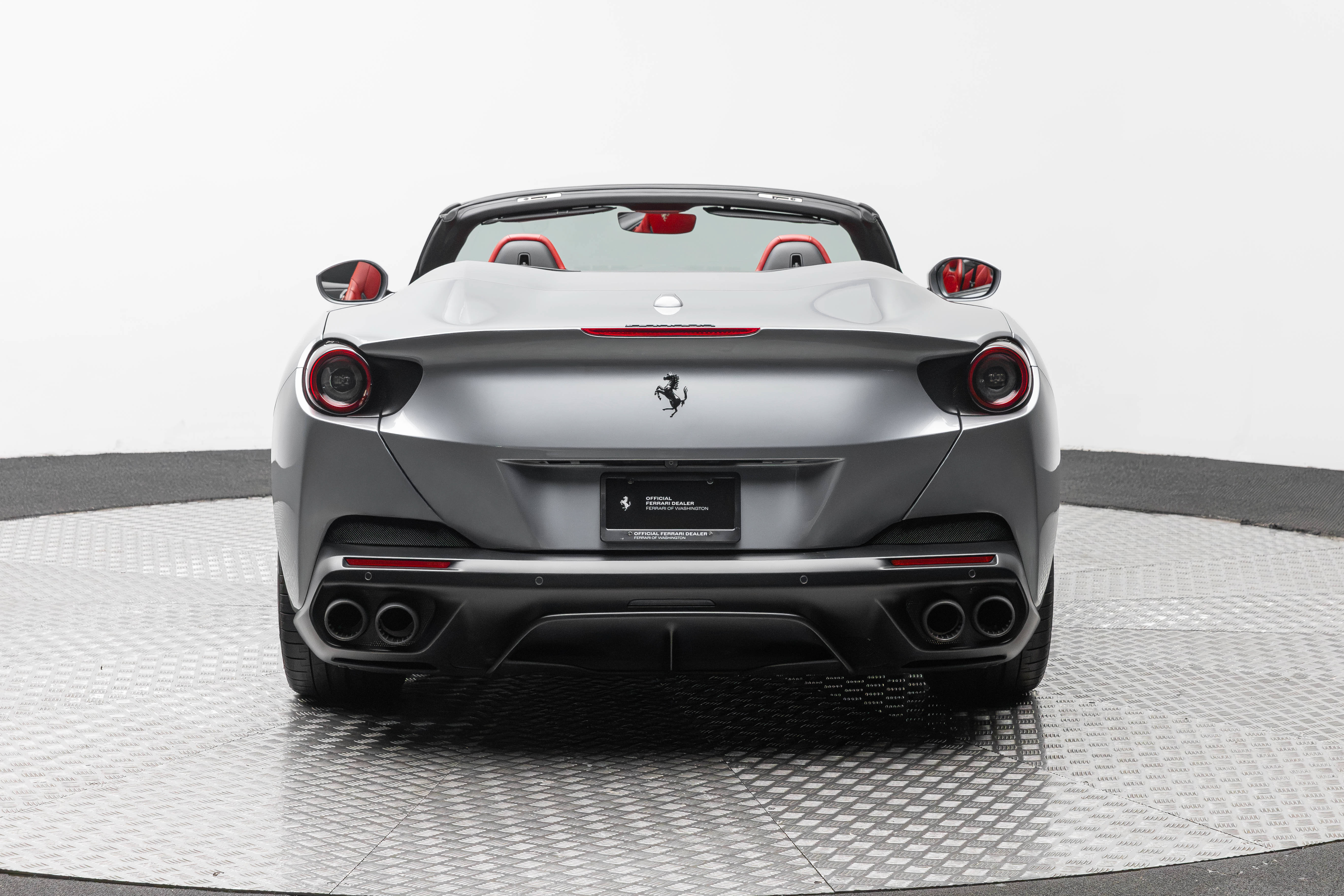 Certified 2019 Ferrari Portofino RWD image 8