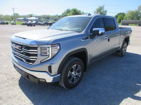 New 2026 GMC Sierra 1500 SLT AWD/4WD image 10