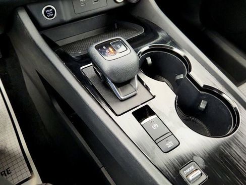 Used 2023 Nissan Rogue SV image 15