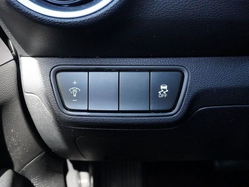 Used 2022 Kia Forte LXS image 31