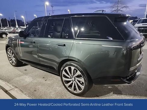 Used 2023 Land Rover Range Rover SE image 6