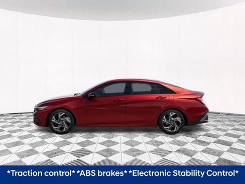 New 2025 Hyundai Elantra Sport image 5