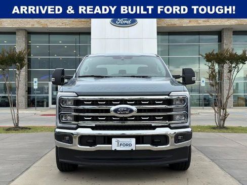 New 2026 Ford F250 4x4 Crew Cab Super Duty image 2