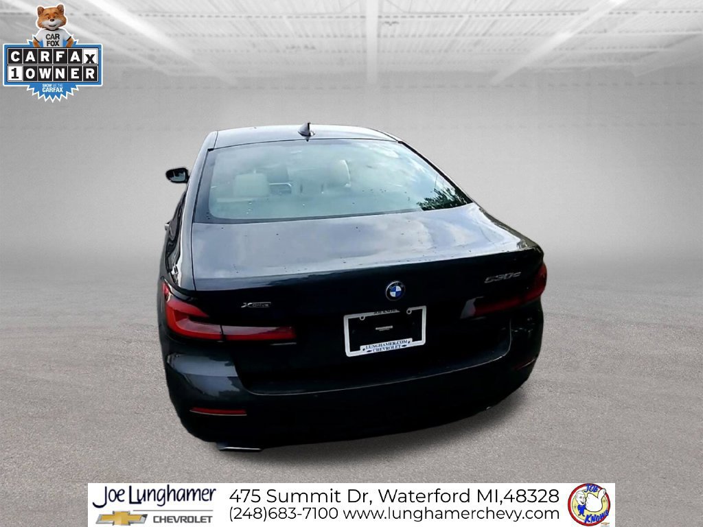 Used 2023 BMW 530e xDrive w/ Premium Package AWD/4WD image 8