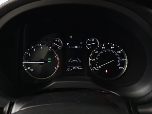 Used 2020 Lexus GX 460 Luxury w/ Off Road Package AWD/4WD image 19