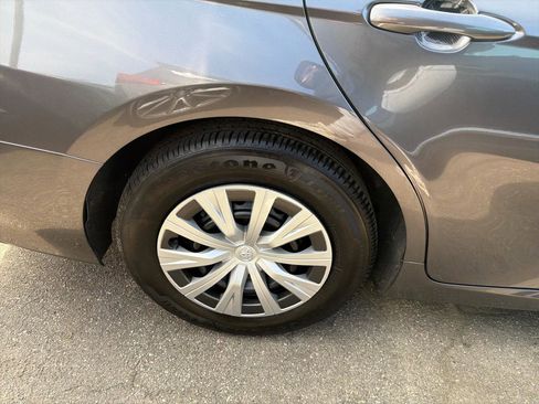 Used 2023 Toyota Camry LE FWD image 5