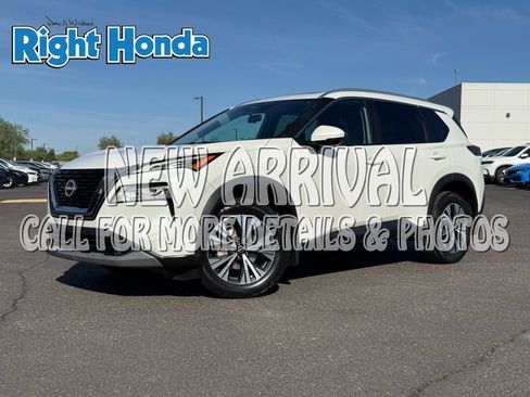 Used 2023 Nissan Rogue SV w/ SV Premium Package FWD image 1