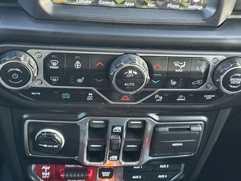 Used 2021 Jeep Wrangler Unlimited Rubicon 4xe w/ Steel Bumper Group image 21