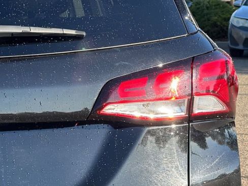 Used 2024 Chevrolet Equinox LT image 50