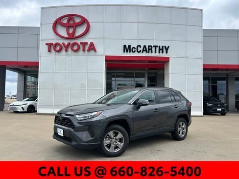 Used 2024 Toyota RAV4 XLE AWD/4WD image 1