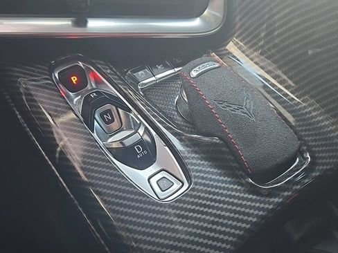 Used 2021 Chevrolet Corvette Stingray Premium Cpe w/ Z51 Performance Package RWD image 20