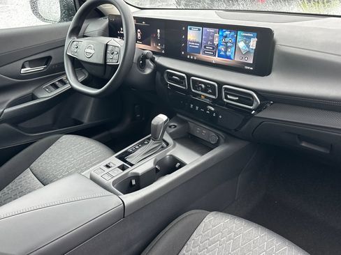 New 2026 Nissan Sentra SV image 15