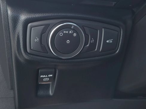 Used 2016 Lincoln MKX Reserve w/ Technology Package FWD image 32