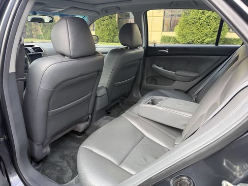 Used 2004 Honda Accord EX image 23