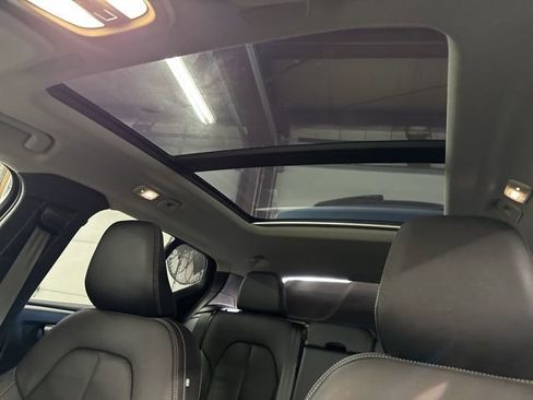 Certified 2023 Volvo XC40 B5 Plus w/ Driver Assist Package image 21