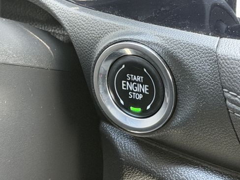 Used 2023 Buick Encore GX Select w/ Sport Touring Package FWD image 28