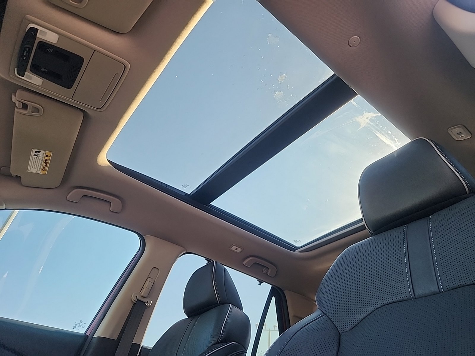 Used 2024 Honda Pilot Elite image 34