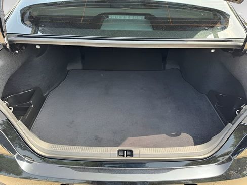 Used 2025 Toyota Camry SE w/ Convenience Package FWD image 6