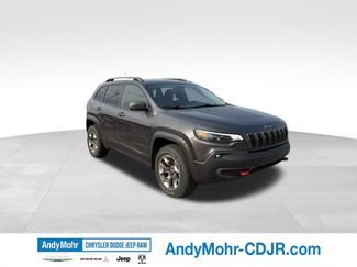 Used 2019 Jeep Cherokee Trailhawk w/ Cold Weather Group AWD/4WD 360° Tour