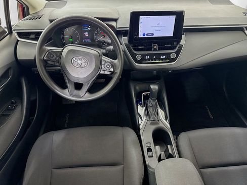 Used 2024 Toyota Corolla LE FWD image 27