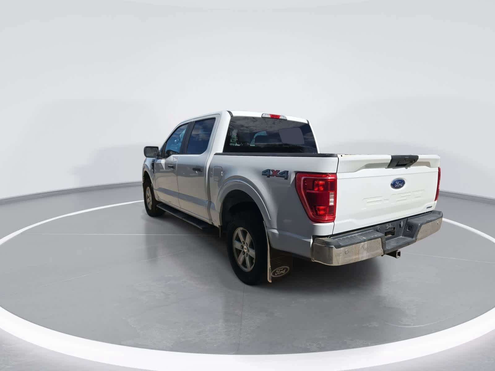 Used 2023 Ford F150 XLT w/ Trailer Tow Package AWD/4WD image 6