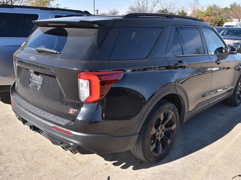 Used 2023 Ford Explorer ST w/ Equipment Group 401A image 5