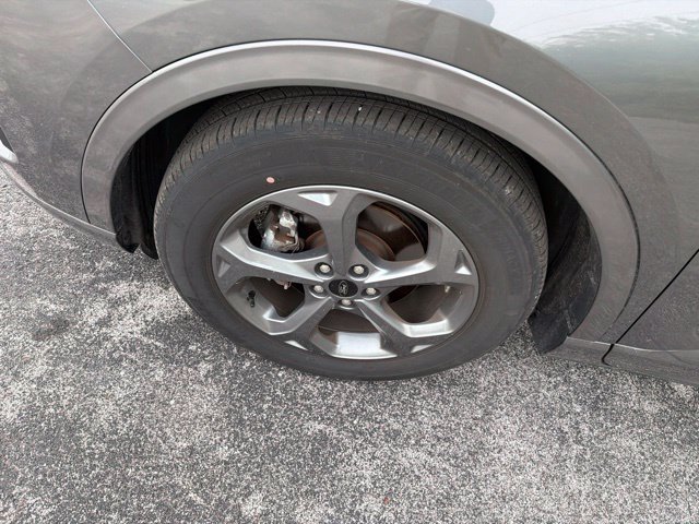 Used 2023 Ford Escape ST-Line w/ Tech Pack #1 FWD image 10