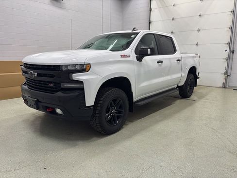 Used 2022 Chevrolet Silverado 1500 LT Trail Boss w/ Safety Package image 8