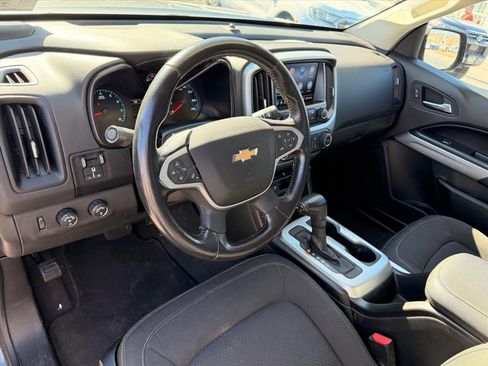 Used 2021 Chevrolet Colorado LT w/ Redline Special Edition image 12