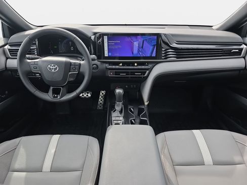 Used 2025 Toyota Camry SE w/ Multimedia Upgrade Package image 9