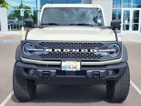 Used 2025 Ford Bronco Badlands AWD/4WD image 2