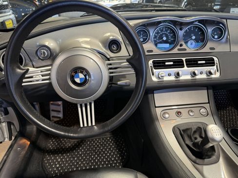 Used 2003 BMW Z8 image 27
