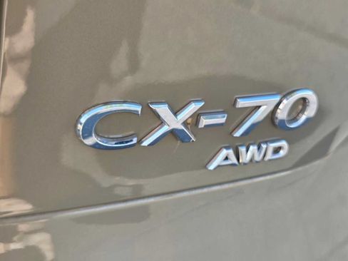 Certified 2025 MAZDA CX-70 Plug-In Hybrid w/ Premium Pkg AWD/4WD image 17