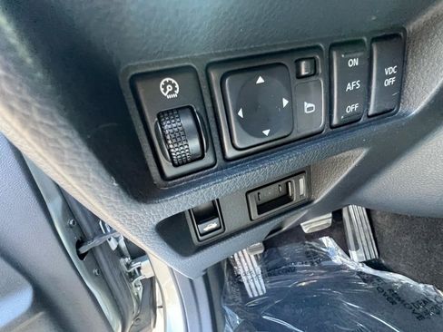 Used 2007 INFINITI M45 Sport w/ Technology Pkg RWD image 26