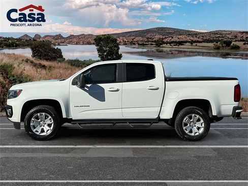 Used 2022 Chevrolet Colorado LT w/ LT Convenience Package image 5