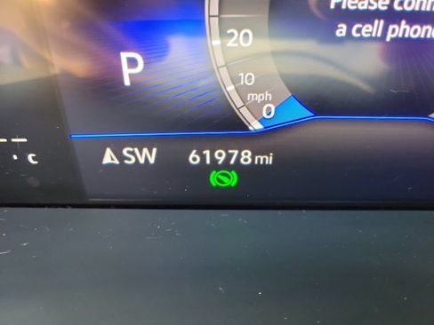 Used 2023 Volkswagen Tiguan SE FWD image 26