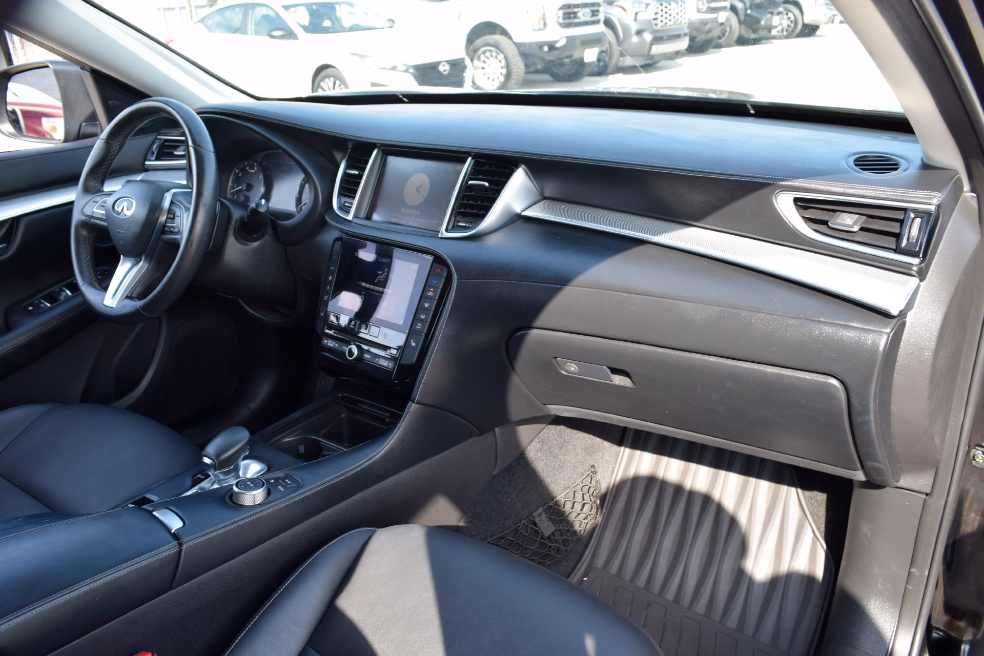 Used 2019 INFINITI QX50 Luxe w/ Cargo Package AWD/4WD image 22