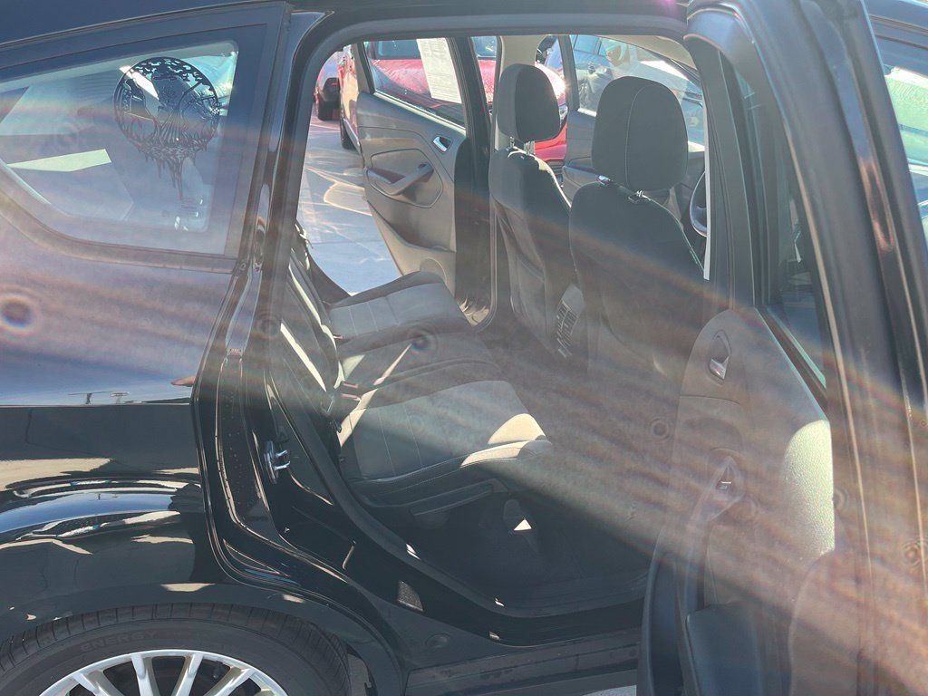 Used 2015 Ford C-MAX SE FWD image 15