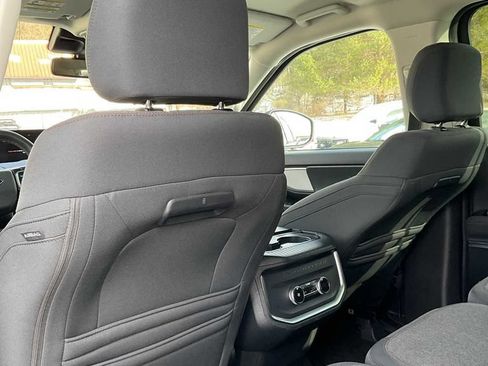 Used 2025 Ford Expedition Max Active AWD/4WD image 46