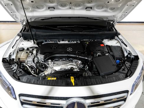 Used 2023 Mercedes-Benz GLB 250 GLB 250 w/ Premium Package image 48