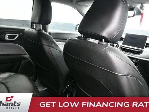 Used 2022 Jeep Compass Latitude AWD/4WD image 12