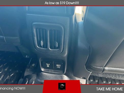 Used 2018 Jeep Compass Latitude w/ Popular Equipment Group AWD/4WD image 12