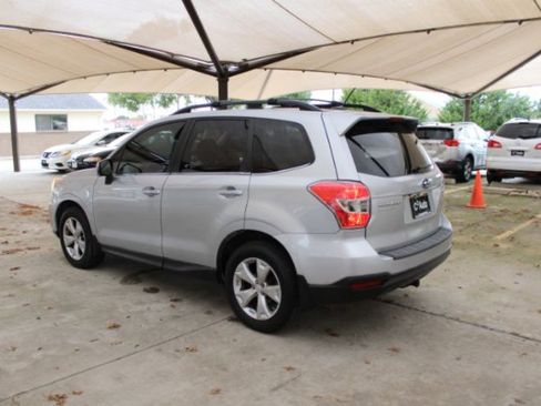 Used 2014 Subaru Forester 2.5i Touring image 5