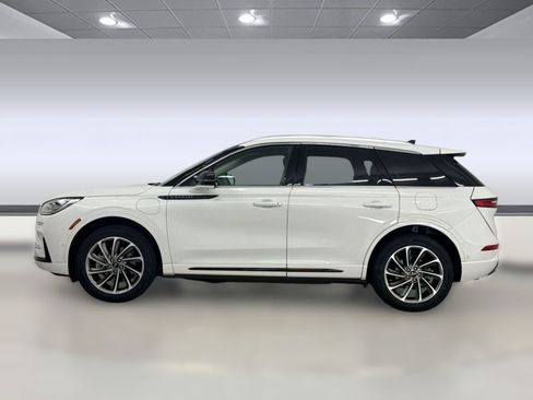 Used 2023 Lincoln Corsair Grand Touring w/ Equipment Group 302A AWD/4WD image 2