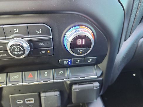 Certified 2021 GMC Sierra 1500 AT4 w/ AT4 Preferred Package image 21