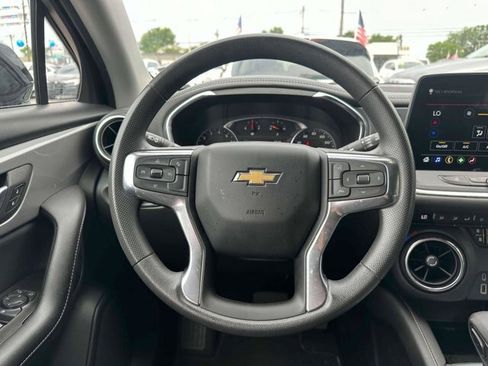 Used 2024 Chevrolet Blazer LT image 14