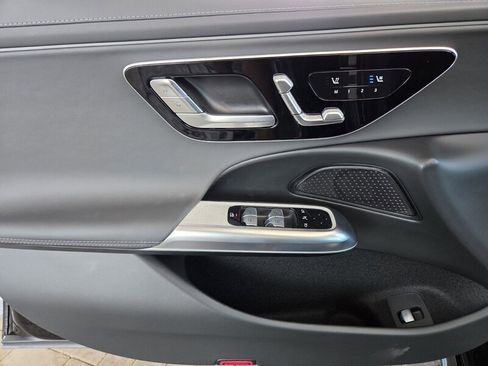 New 2026 Mercedes-Benz E 350 4MATIC Sedan image 21