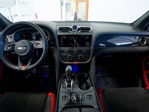 Used 2021 Bentley Bentayga Speed AWD/4WD image 52