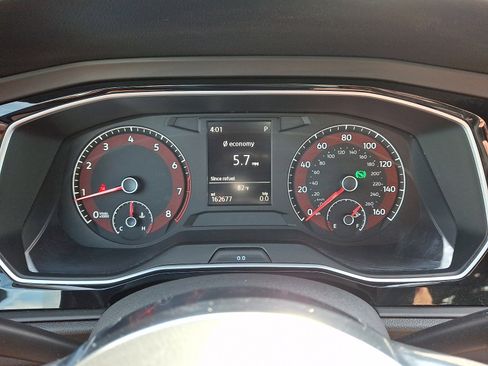 Used 2019 Volkswagen Jetta GLI FWD image 18