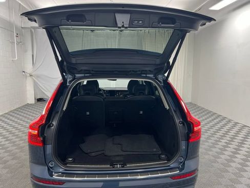 Used 2024 Volvo XC60 B5 Plus w/ Climate Package AWD/4WD image 8